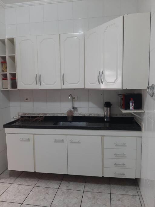 Apto Amplo, Confortavel, Bem Localizado, Asturias Guarujá Exterior foto